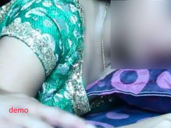 कमरे में आकर देवर ने चलाई गंदा वीडियो