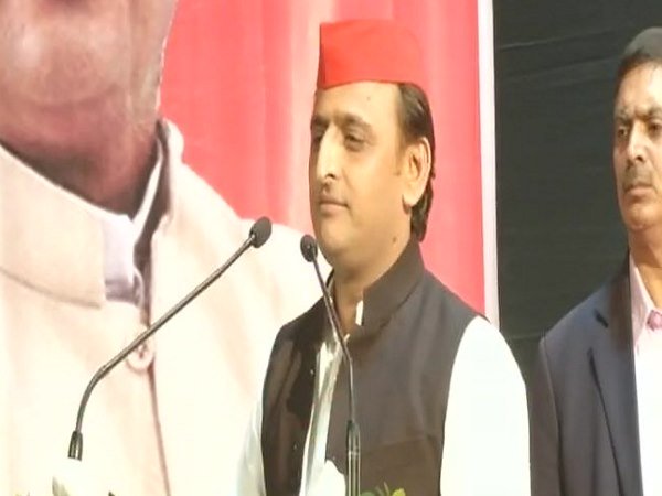 ईवीएम को लेकर आंकड़े हो रहे वायरल ईवीएम को लेकर आंकड़े हो रहे वायरल