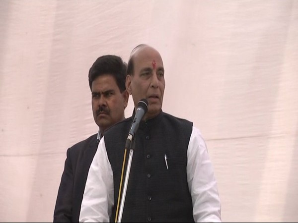 राजनाथ ने साधा राहुल पर निशाना राजनाथ ने साधा राहुल पर निशाना