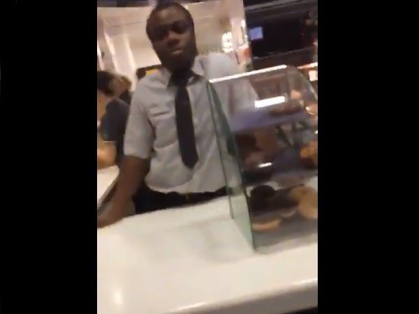 हिजाब पहन नहीं आने दिया