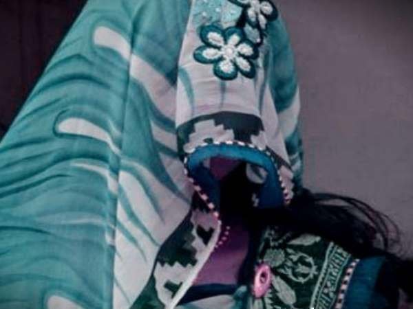 मां ने लकड़ी से किया वार