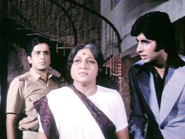 अचानक बिगड़ी अमिताभ की हालत