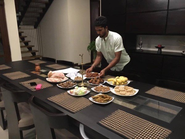 कप्तान ने लगाया खाना