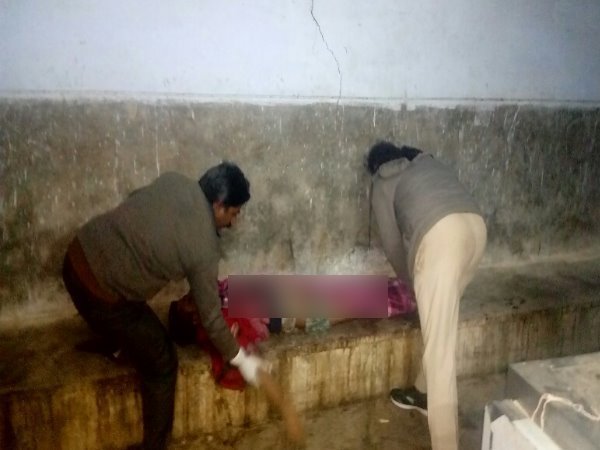 बेटी की हत्या के जुर्म में हुई थी जेल बेटी की हत्या के जुर्म में हुई थी जेल