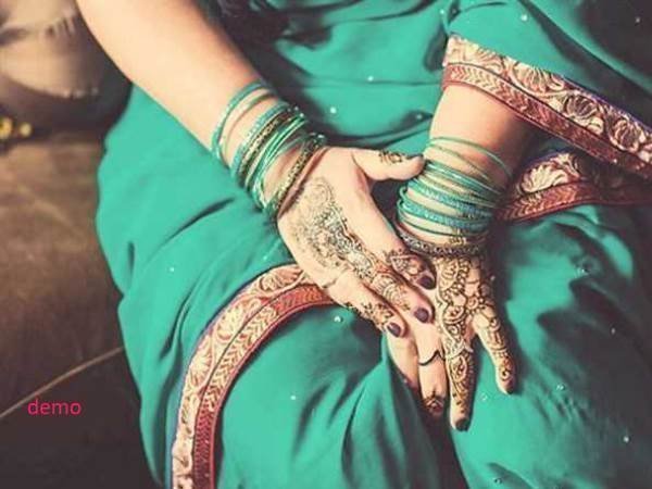 अधेड़ के साथ करा दी गई थी शादी अधेड़ के साथ करा दी गई थी शादी