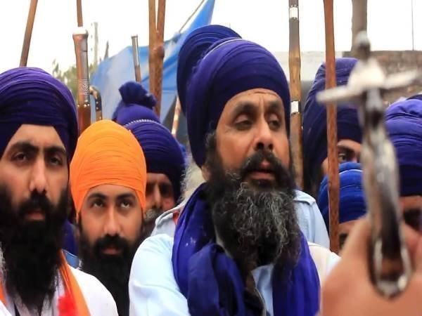 मुगल कालीन समय से चली आ रही है परंपरा मुगल कालीन समय से चली आ रही है परंपरा