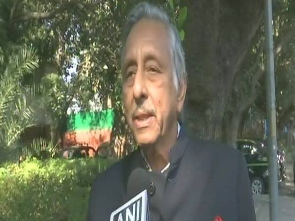 पाकिस्तान में रह चुके हैं डिप्लोमैट