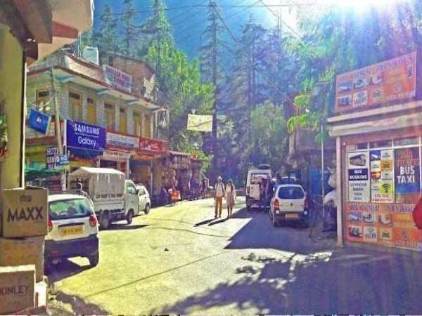 मैक्लोडगंज व धर्मकोट में पुलिस है अलर्ट