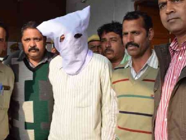 नोटबंदी के चलते हुआ था बेरोजगार