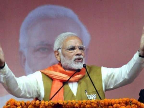 पुलिस ने पीड़िता को भगाया