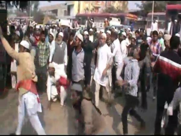 चार सिपाहियों संग सीओ-कोतवाल मौके पर डटे