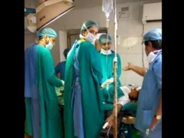 डॉक्टर नाखुश डॉक्टर नाखुश