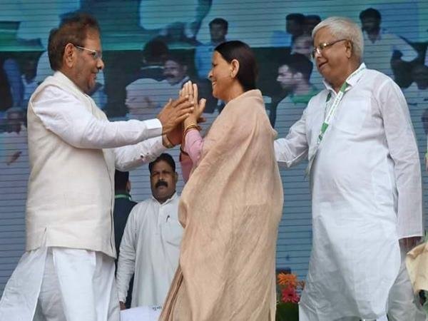 चारा घोटाले में जेल जाने के बाद राबड़ी देवी बन गई थीं बिहार की मुख्यमंत्री...