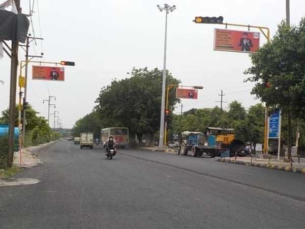 यातायात मार्गों में बदलाव