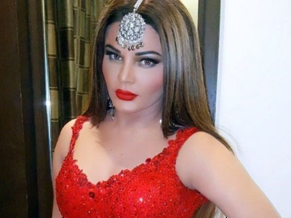 पहले पीएम मोदी को कहा ड्रीम मैन, अब माना पिता पहले पीएम मोदी को कहा ड्रीम मैन, अब माना पिता