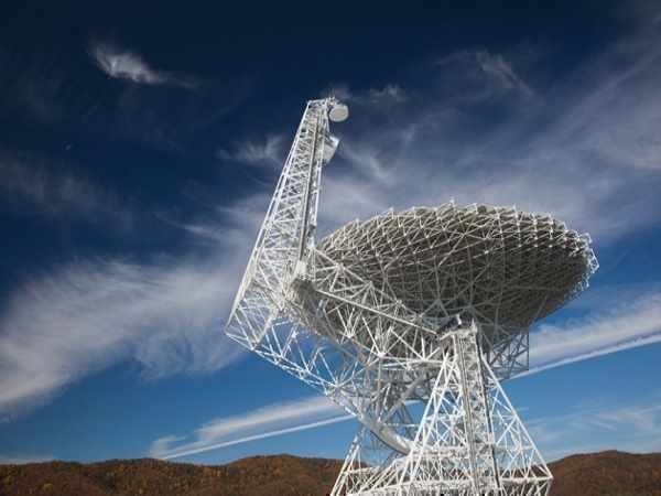 वैज्ञानिकों को एलियन का शक