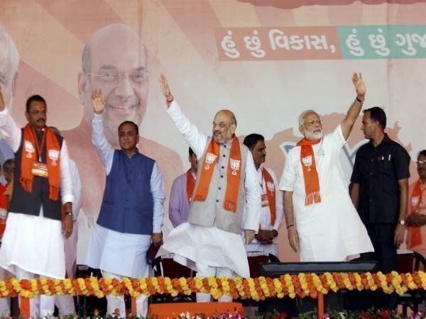  करीब 46 सीट कम जीती है