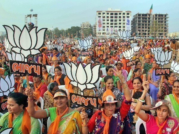 कभी बीजेपी नेताओं को पाटीदार नेता घुसने तक नहीं देते थे