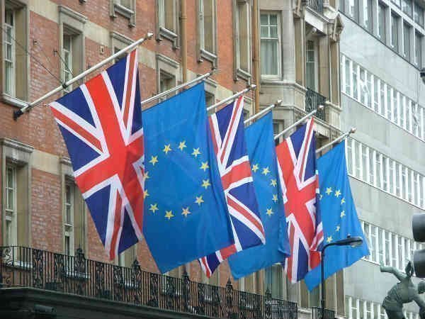 बेक्सिट: ब्रिटेन का यूरोप से अलग होना