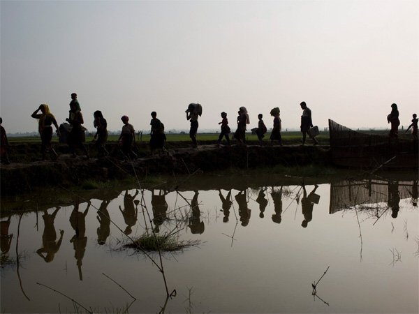 रोहिंग्या संकट बना सदी का सबसे बड़ा मानवीय संकट
