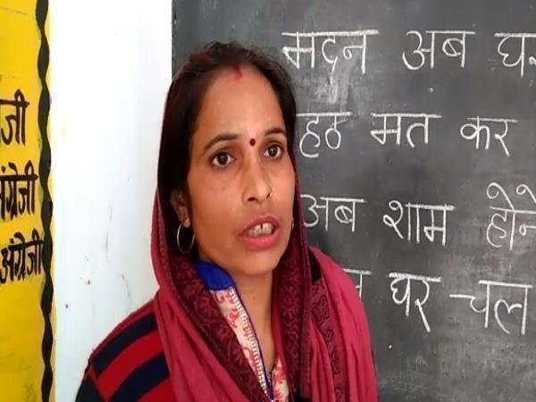 प्रिंसिपल नहीं दे रहें जवाब