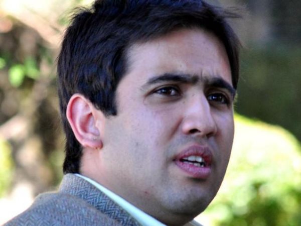  भाजपा के अनुभवी डॉ. प्रमोद शर्मा को हराया