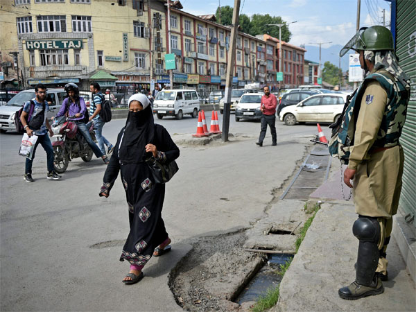 सुलग गई थी घाटी 