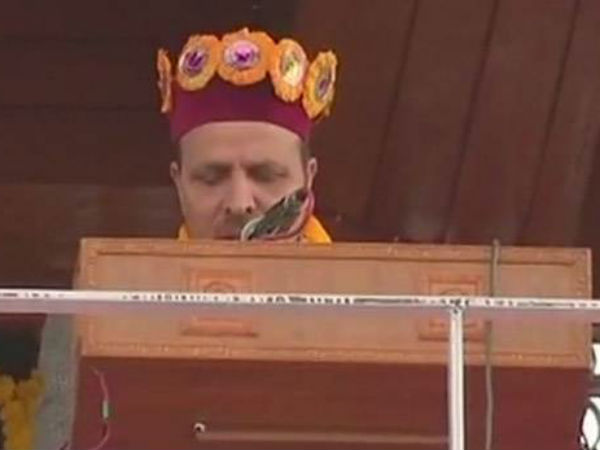 अनिल शर्मा पंडित सुखराम के बेटे हैं