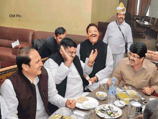 सपा सरकार में ही बदल गए थे रुख सपा सरकार में ही बदल गए थे रुख