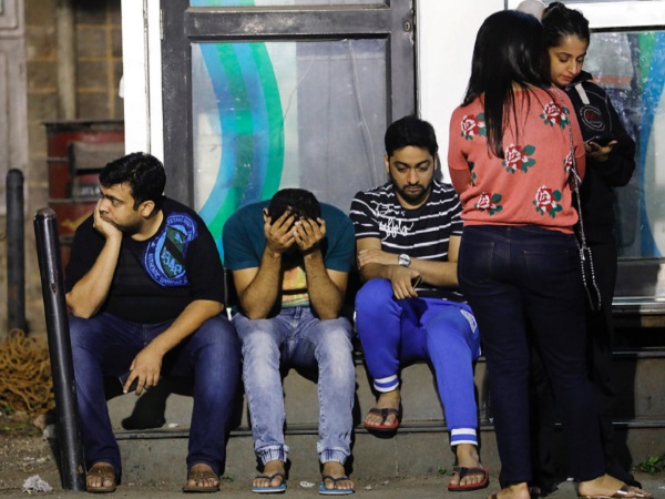 'ऑल वुमन लास्ट नाइट' थीम पर पार्टी थी