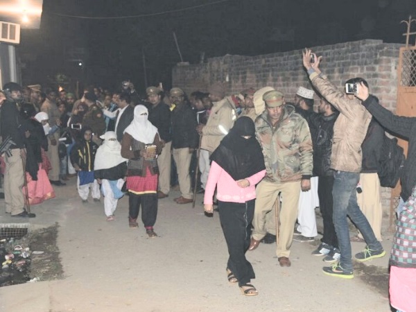 मदरसे के फाउंडर को भी धमकाता था तैयब