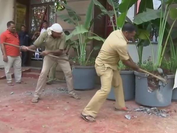 हादसे में सामने आई है लापरवाही