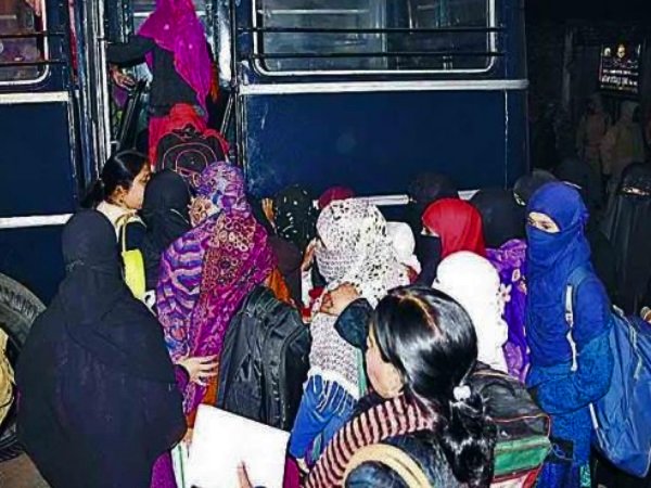 छात्राओं ने बताया कि