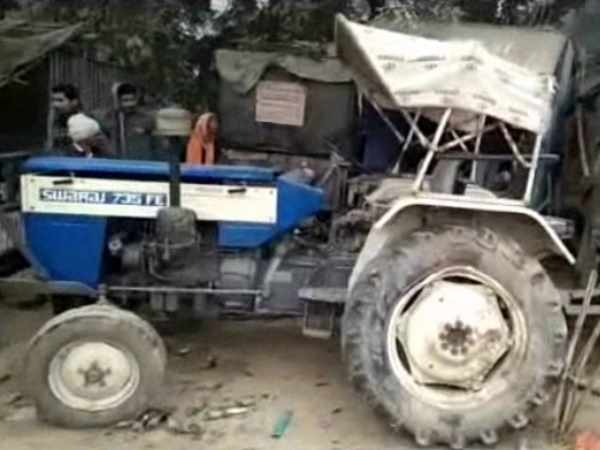  Two died when truck hit tractor due to fog in Kanpur