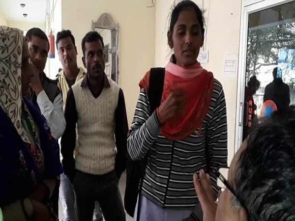 Breaking marriage daughter went to police station against parents in Kannauj Breaking marriage daughter went to police station against parents in Kannauj