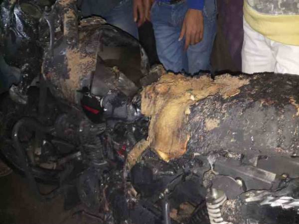 allahabad kaushambi bomb on nagar panchayat adhyaksh