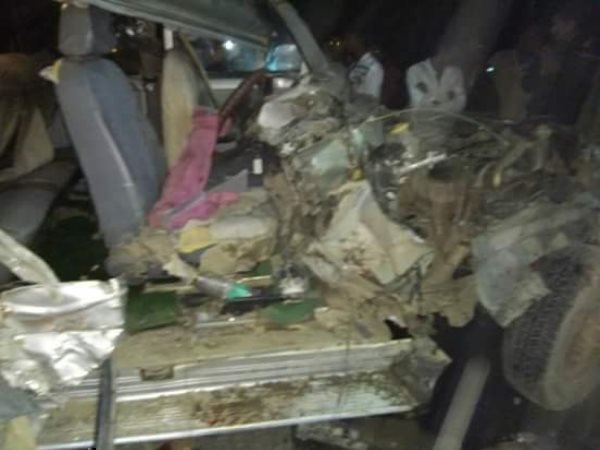 pratapgarh road accident 2 died