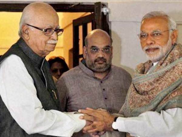 आडवाणी क्यों रह गये पीएम इन वेटिंग?