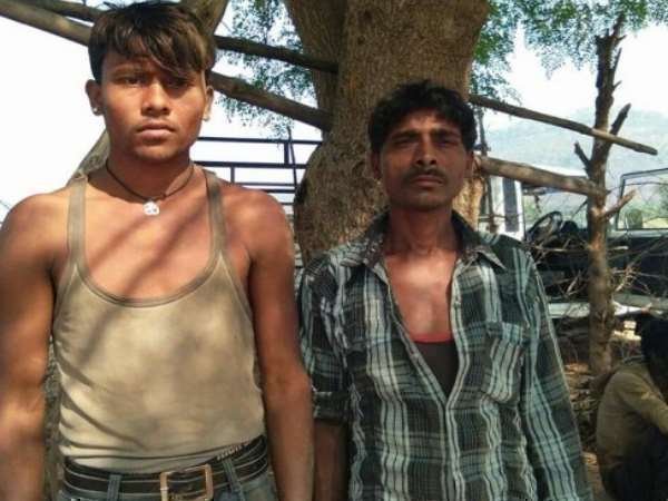 unknown man killed husband wife Chitrakoot