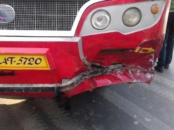 Bus hit the vehicle of CO Shrestha Thakur in Barabanki, Uttar Pradesh.