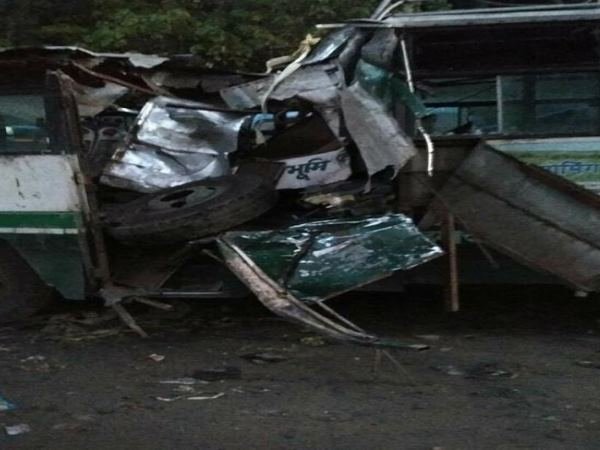 Gruesome Accident: Big stone fall on Himachal Roadways Bus 