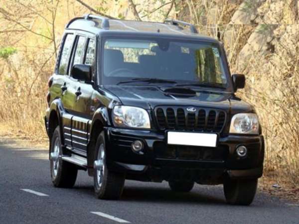 sonbhadra BJP MLA Scorpio got stolen in front of the office sonbhadra BJP MLA Scorpio got stolen in front of the office