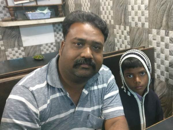 Angry Son walk 40 KM to meet his Father in sultanpur