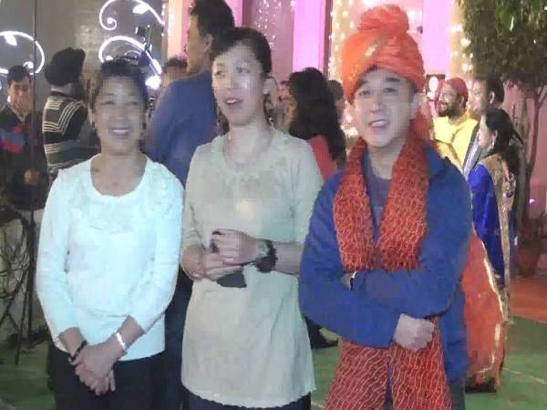 bareilly man married with hongkong girl