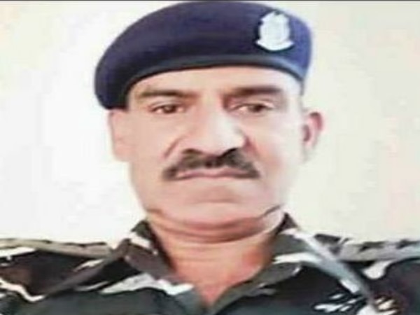 शहीद को गांव ने दिया सम्मान शहीद को गांव ने दिया सम्मान