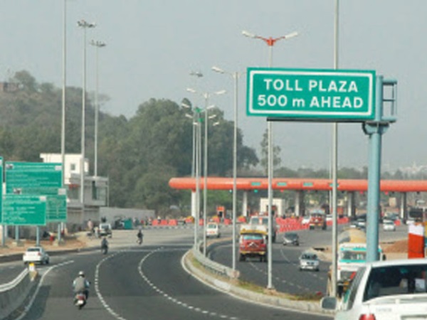 अच्छी सेवाएं चाहिए तो आपको इसके लिए भुगतान करना होगा