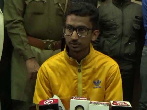 आईफोन की खरीद के बाद अपहरण