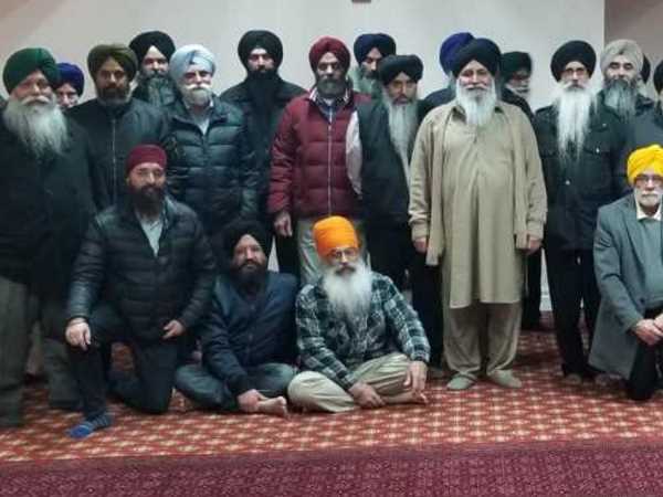 गुरुद्वारों की ओर से ये कहा गया है