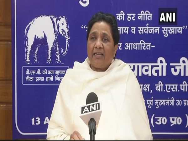 जिग्नेश मेवाणी ने भी किया ट्वीट जिग्नेश मेवाणी ने भी किया ट्वीट