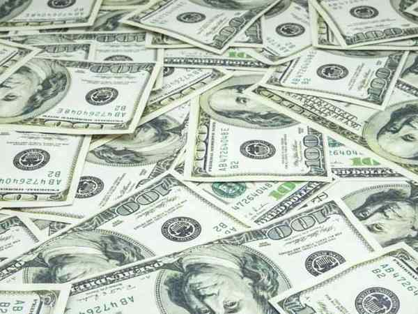 पाकिस्तान की यूएस डॉलर की निर्भरता होगी कम